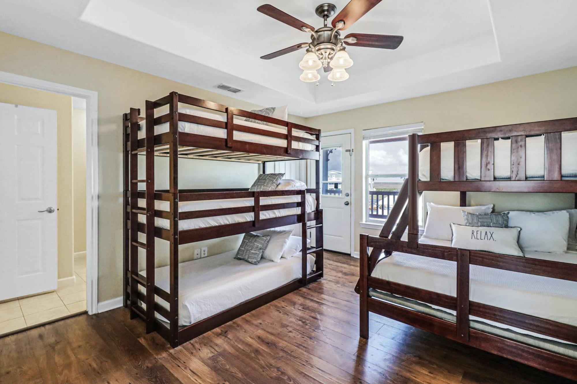 Вилла Bella Vista & Four Winds House Mustang Beach Номер фото